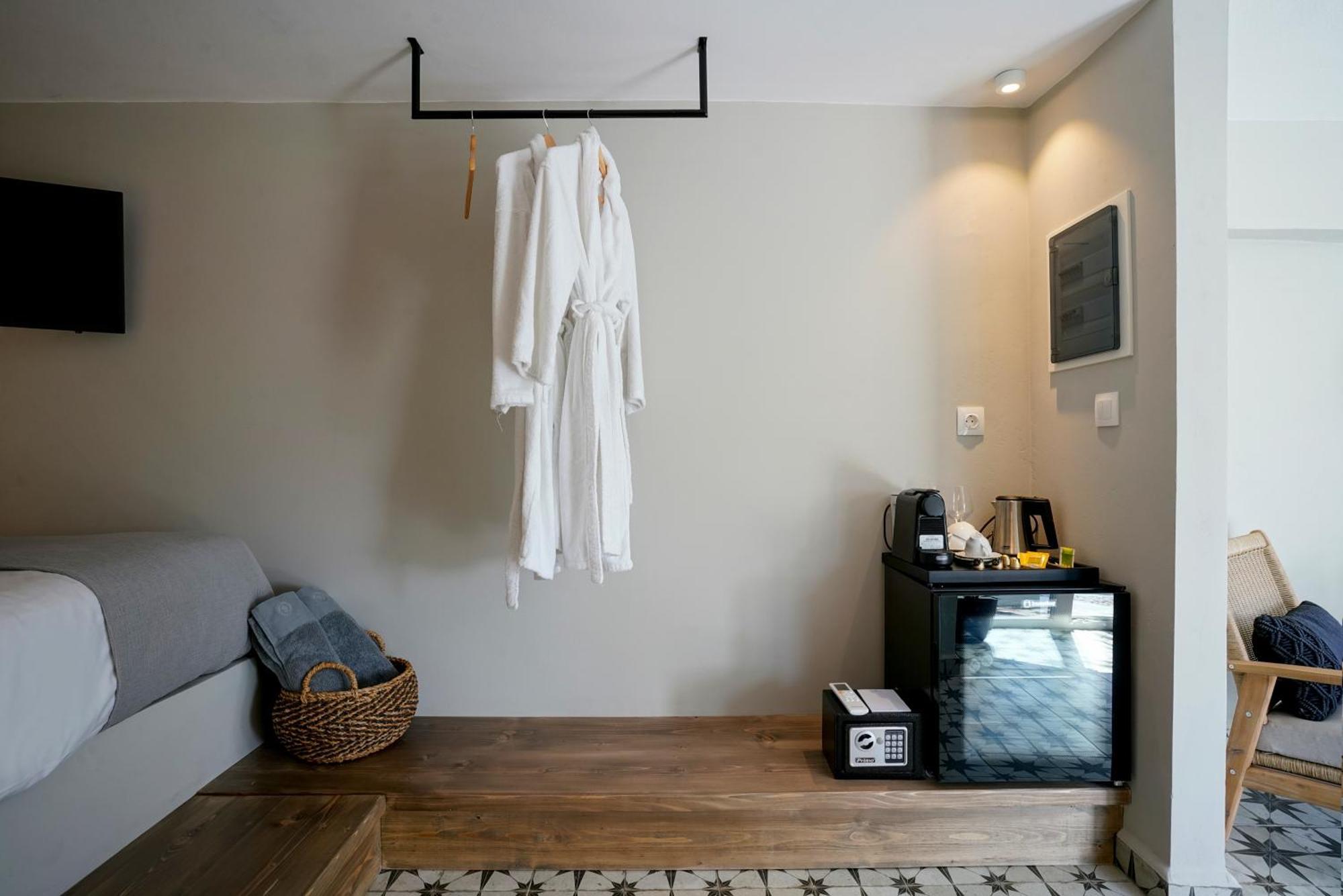 Pafsilipon Suites Ερμούπολη Εξωτερικό φωτογραφία